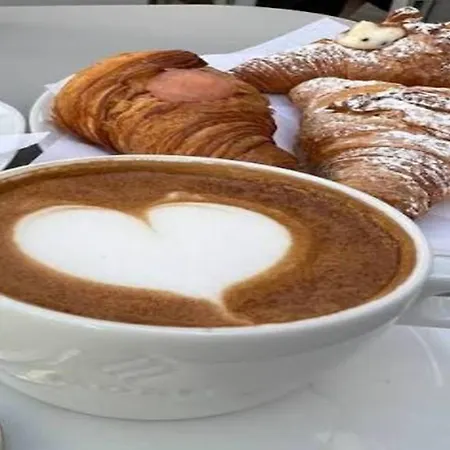 Rome'S Best Holidays Guest House-3
